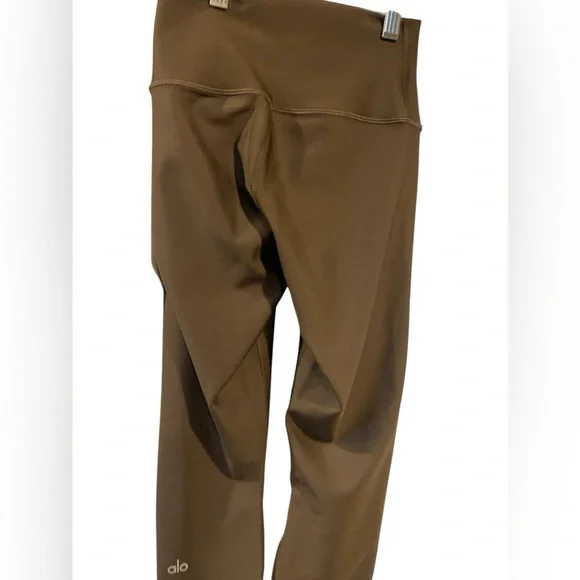 NWT Alo Yoga airlift leggings Size XS - Picture 3 of 6